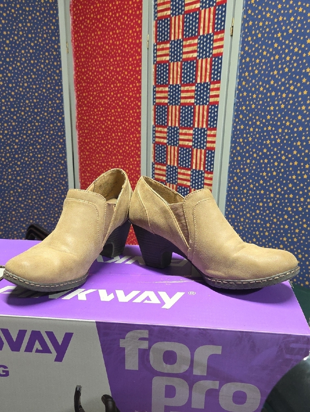 croft & barrow Tan Suede Low Block Heel Booties
